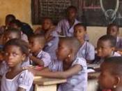 Qu’est-ce maintient l’Afrique dans l’obscurité