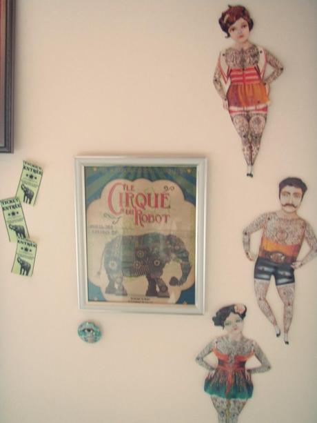 On redécore:  La Chambre.