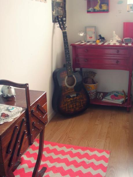 On redécore:  La Chambre.