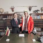 MAKIAxZIMBABWE_HANDSHAKE