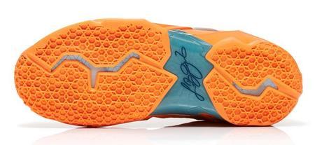 Nike LeBron 11 Atomic Orange nike-lebron-11-atomic-orange-2