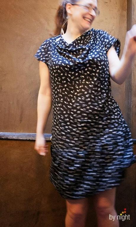 à plumes et à volants