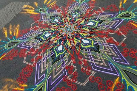 ephemeral-sand-painting-Joe-Mangrum-10