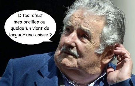 Le président uruguayen José Mujica est définitivement le chef d'Etat le plus simple du monde, même en plein conseil des ministres, il ne fait pas de chichis ! Bravo, Pepe ! 