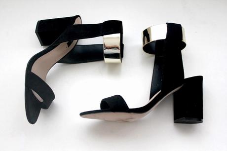 Quatre accessoires indispensables de dressing - New in.