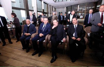 Convention algéro-sud-africaine de partenariat, M. Benyounès : « Dans trois ans, l’Algérie n’importera plus de ciment »