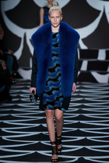 5 look, 1 access : Le défilé automne/hiver Diane von Furstenberg...