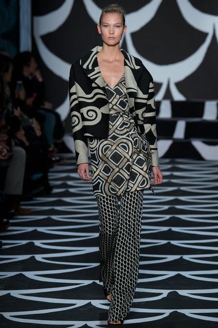 5 look, 1 access : Le défilé automne/hiver Diane von Furstenberg...