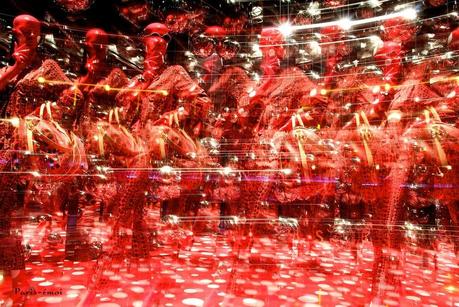 vitrine kusama0168nA