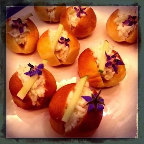 Le restaurant Petrossian, le 144, a fait peau neuve ! Le restaurant Petrossian, le 144, a fait peau neuve !