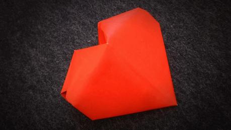 Un écrin coeur en origami pour la Saint Valentin