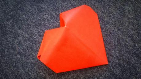 Un écrin coeur en origami pour la Saint Valentin