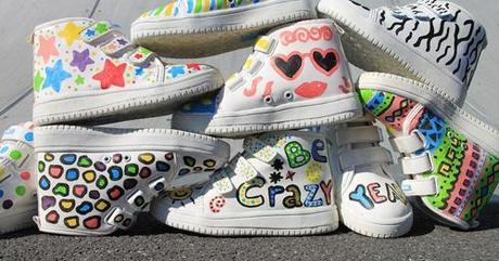 chaussure pour enfants à colorier