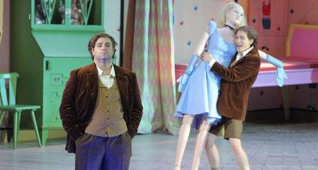 Joseph Calleja (Hoffmann)&Kate Lindsey (La Muse/Nicklausse) Acte II Olympia ©Bayerische Staatsoper