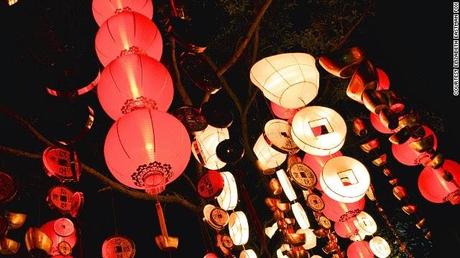 Le dilemme chinois fêter la Saint Valentin ou la fête des lanternes ?
