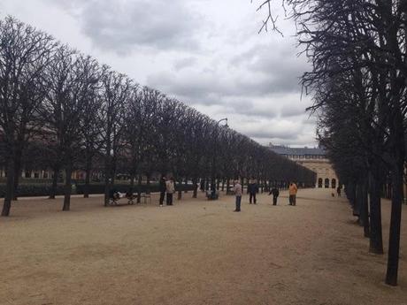 Partie de pétanque au Palais Royal