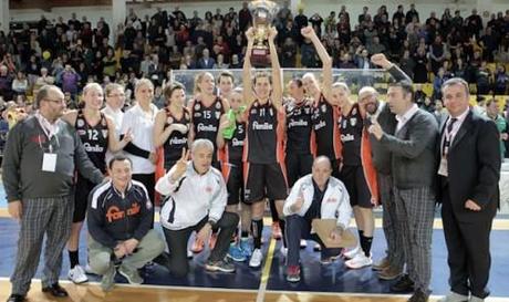 Schio-vainqueur-coupe-d-Italie-2013-2014_legabasketfemminil.jpg