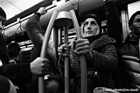 Ici ,le métro; accrochez vous !