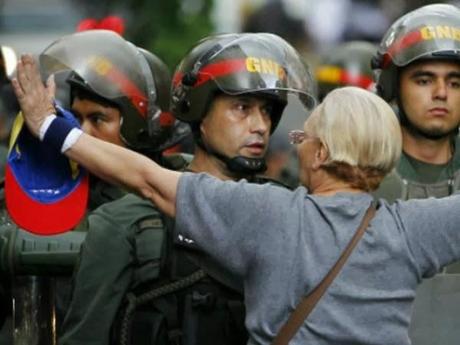 19/02 Le Venezuela prend feu.