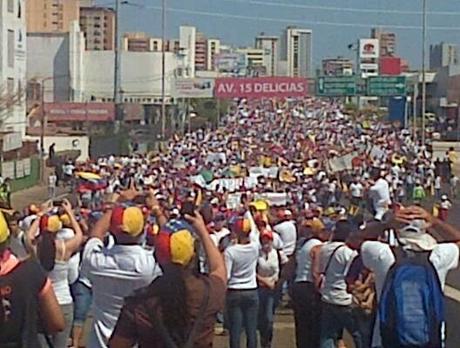19/02 Le Venezuela prend feu.