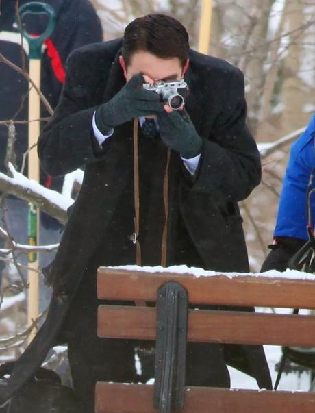 Robert Pattinson joue les photographes