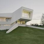 ARCHI: Freundorf villa par Project A01, une villa entièrement blanche