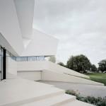 ARCHI: Freundorf villa par Project A01, une villa entièrement blanche