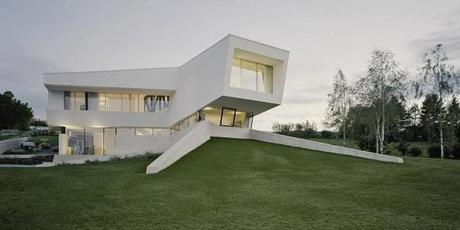 ARCHI: Freundorf villa par Project A01, une villa entièrement blanche