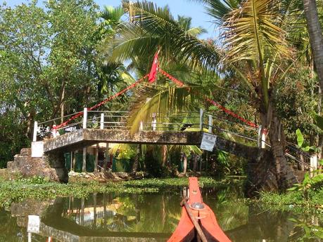 Autre lagune, autres canaux : les backwaters au Kerala