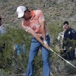 Rory Mcllroy envoie un spectateur sur un cactus