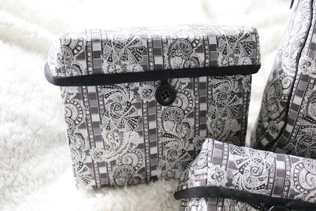 sac pour appareil photo reflex,sacoche pour appareil photo reflex,sac transport reflex,sacoche transport reflex,sacoche reflex fait maison,sac reflex fait maison,liberty of london,tissu liberty,tissu liberty aspinall,création fait main,sac bowling fait main,comment transporter son reflex,comment protéger son reflex,transport objectifs appareil reflex