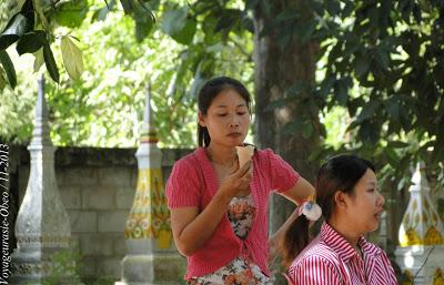 Thaïlande:  Un dimanche au wat (photos au hazard)