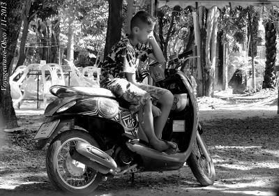 Thaïlande:  Un dimanche au wat (photos au hazard)