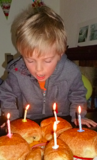 Happy Birthday Petit Loulou ...