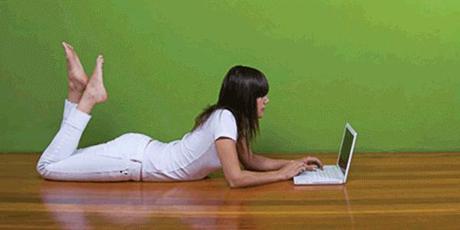 girl-filing-taxes-online-feature