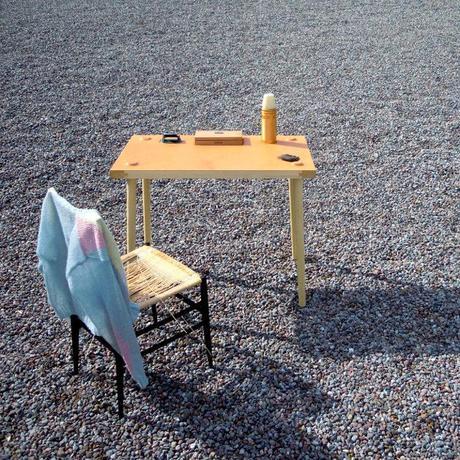 Piece of Me le bureau à mémoire de forme par Formellt Piece of Me le bureau à mémoire de forme par Formellt