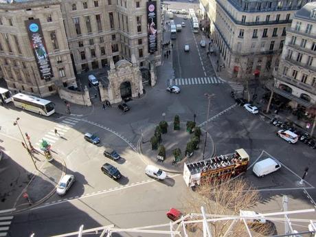 PARIS SOUS LE SOLEIL...