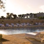 ÉVASION : Ils recréent un véritable village dans les Pouilles en Italie