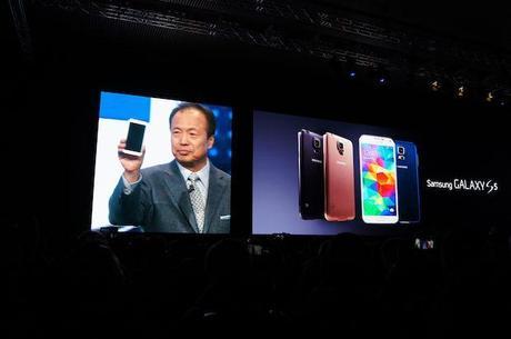 S5 boss MWC 2014 : Samsung, un nouveau Galaxy S5 et de nouvelles montres connectées