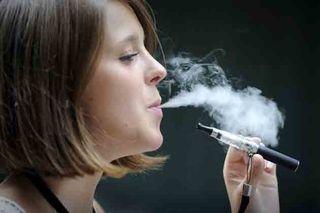 E-cig-cigarettes-electroniques-tabac-anti-tabac-accro-nicotine-addiction