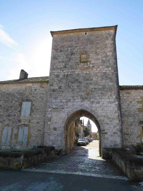 Les villages de Monpazier, Belvès et Limeuil en Dordogne
