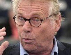 Daniel Cohn-Bendit dans ses gesticulations