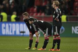 Bundesliga : Leverkusen agonise, Dortmund en profite