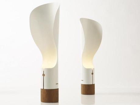 Collar Lamp par Jordi López Aguiló pour Kutarq