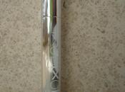 Bouche irrésistible avec Stylo-Lèvres Noxidoxi