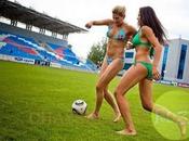 Football féminin bikini