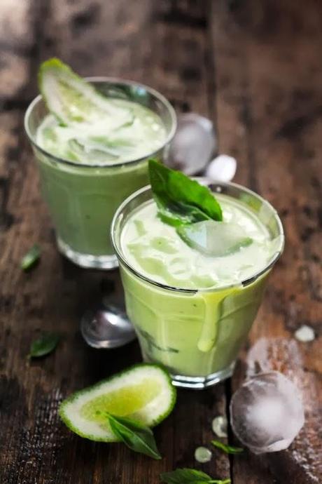 Quand les enfants ne sont pas là les parents… Cocktail coco avocado et… Aïe ! Aïe ! Aïe !!!