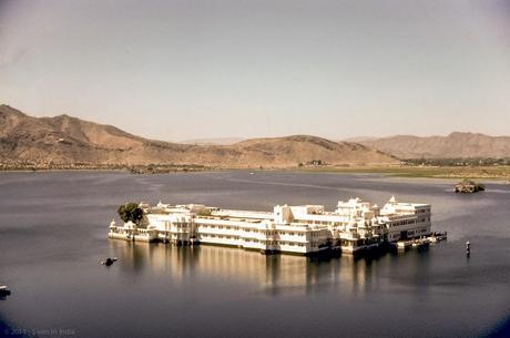 J148 - Udaipur : les palais du Pichola Lake