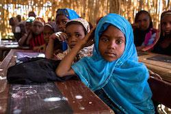 100 millions de jeunes femmes analphabètes