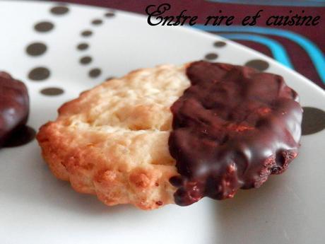 Sablés orange / chocolat (sans oeuf) Sablés orange / chocolat (sans oeuf)